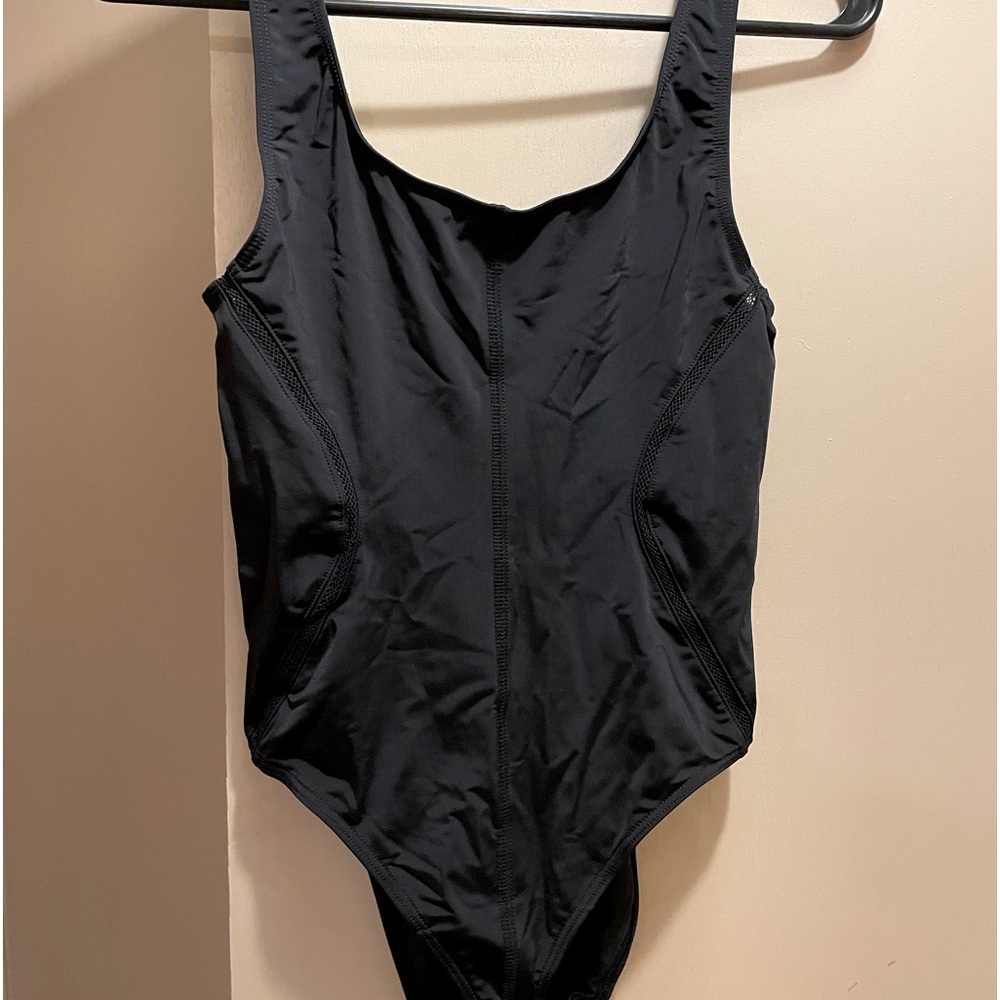 Good American Compression Bodysuit